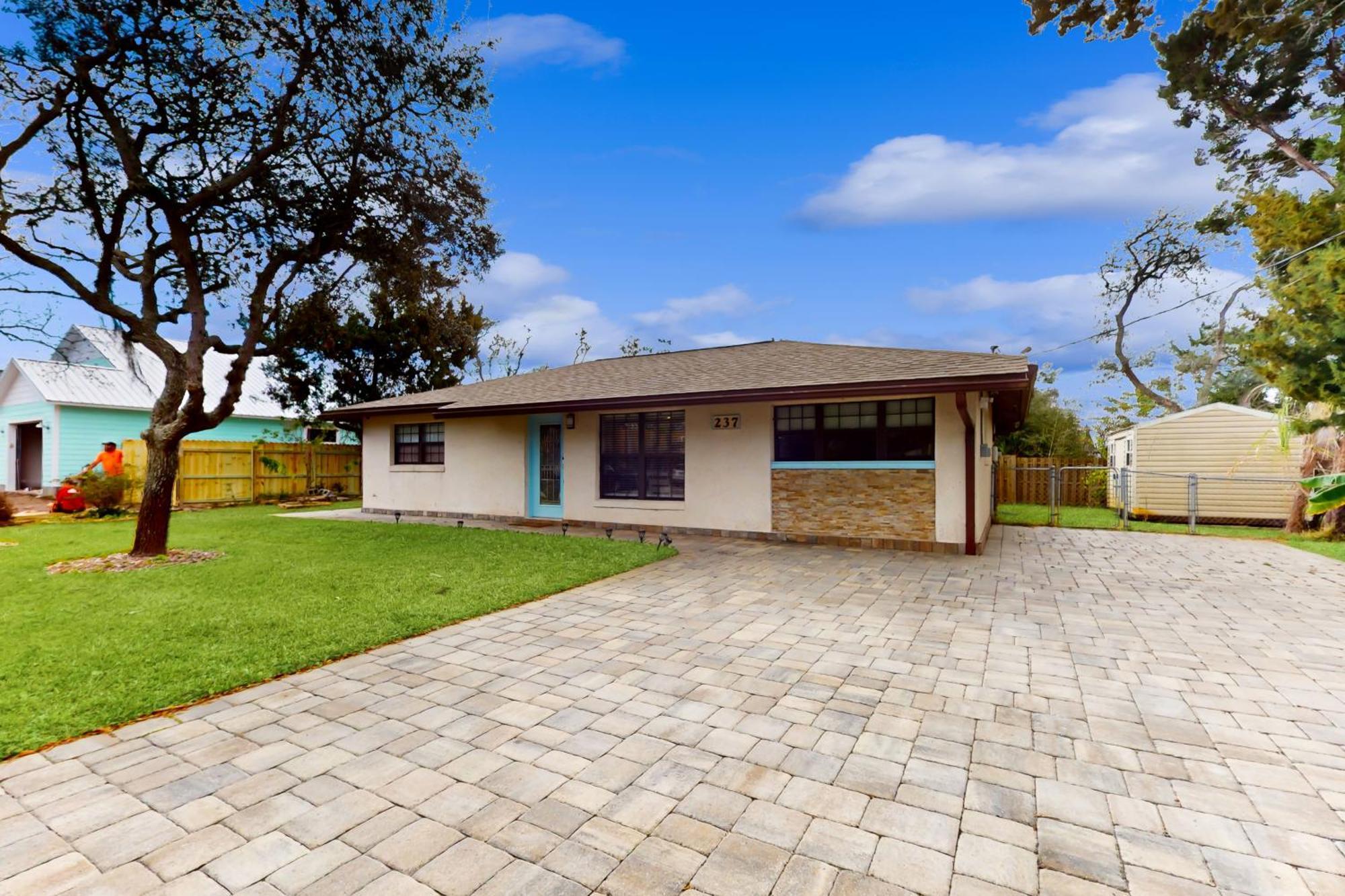 Sunset Breeze Villa Butler Beach Екстериор снимка