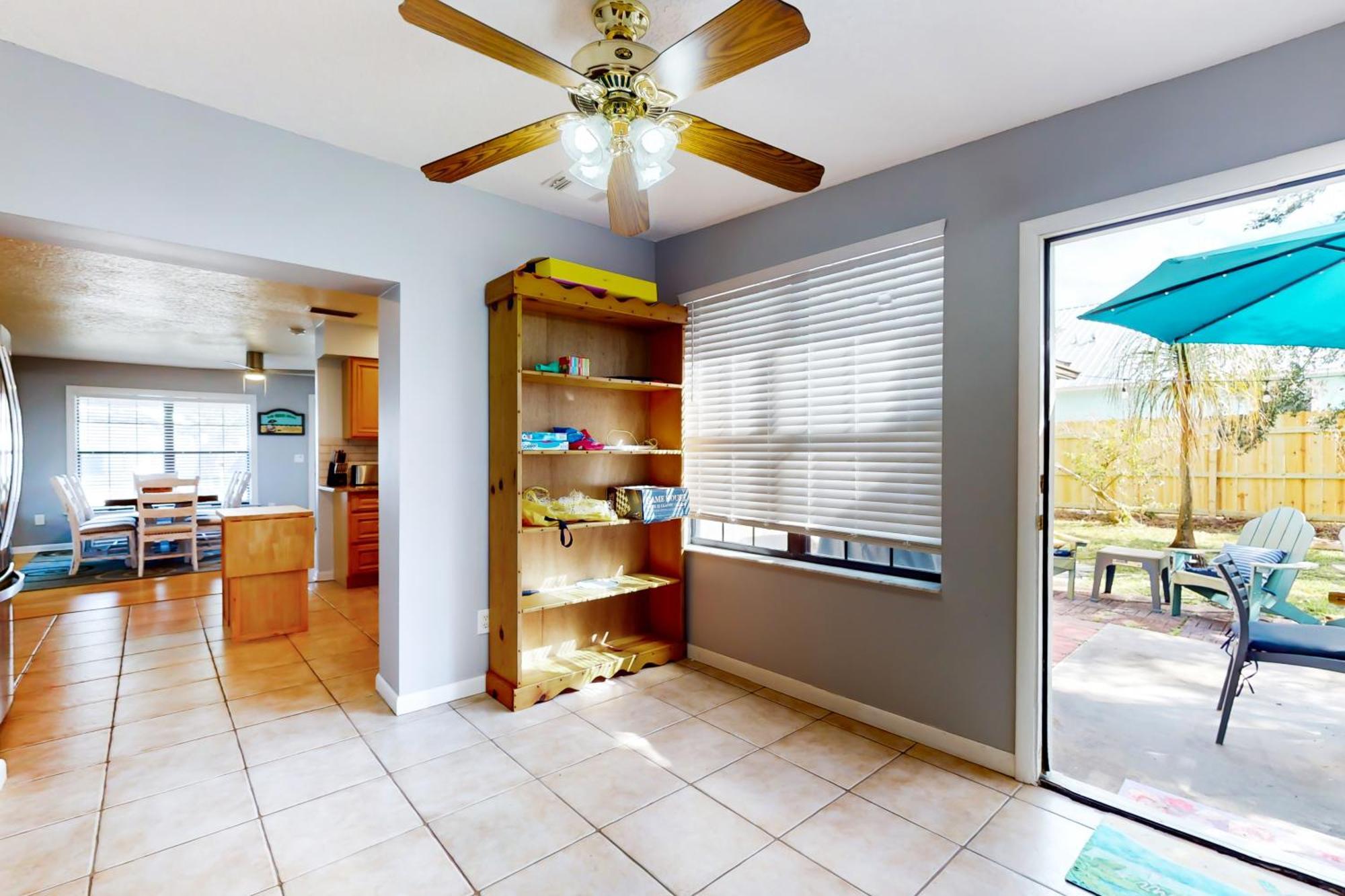 Sunset Breeze Villa Butler Beach Екстериор снимка