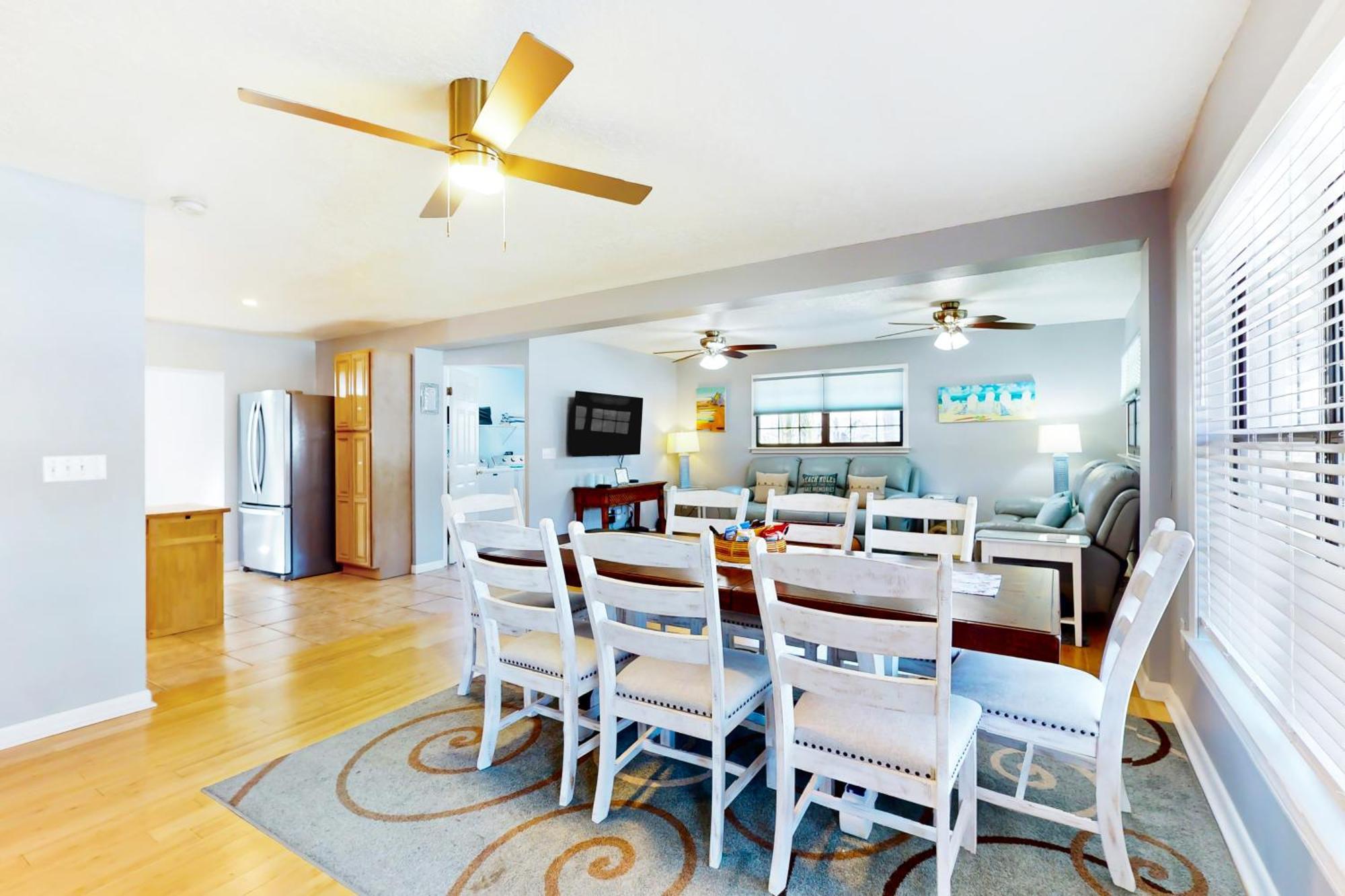 Sunset Breeze Villa Butler Beach Екстериор снимка